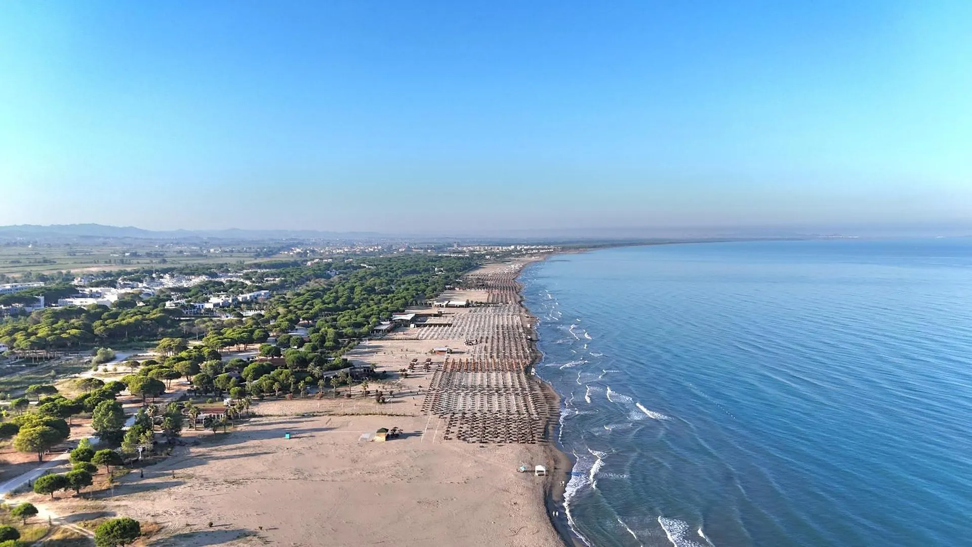 San Pietro Holiday Apartment - 288 Durrës Albania